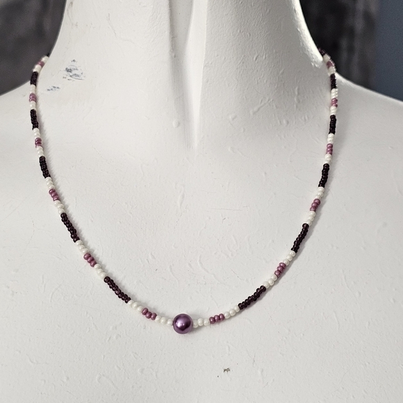Think purple! Handmade seed bead necklace. - Picture 5 of 7